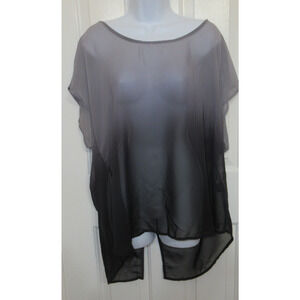 Torrid Blouse Gray/Black Embrey Button Down Back Woman's Size 1 28" Long USA